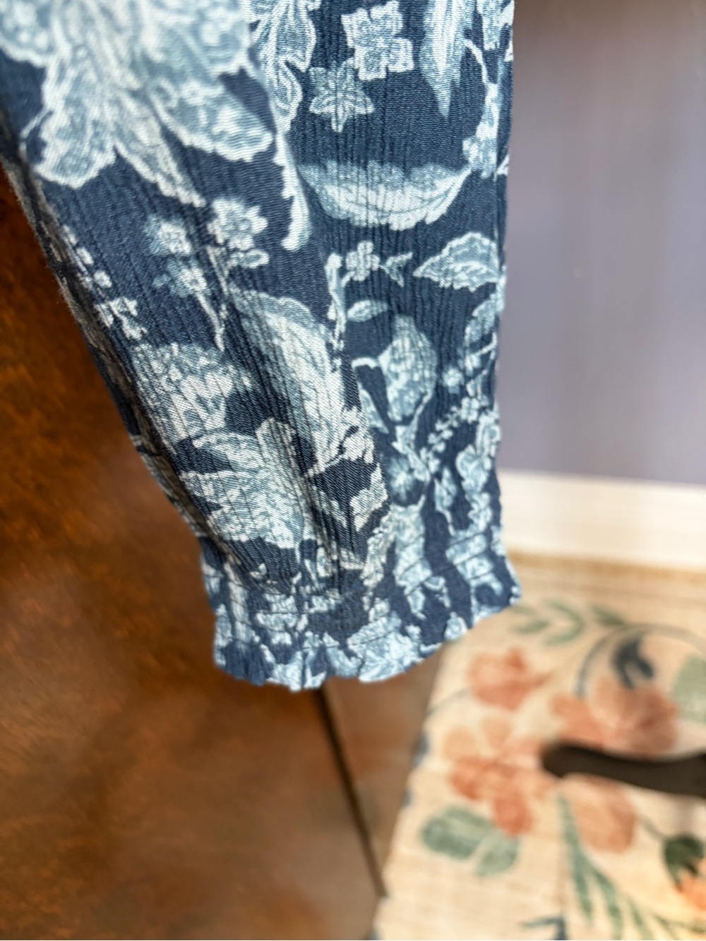 Faherty Emery Peasant Blouse Blue Esna Floral with Tie Closure - Picture 8 of 10